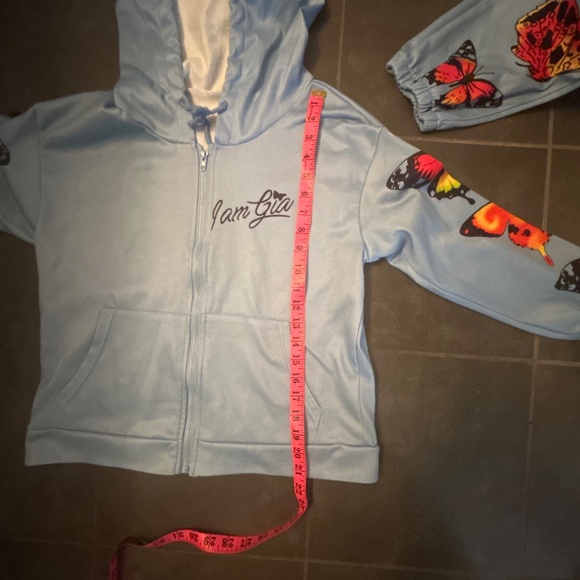 Track suit - Picture 6 of 9